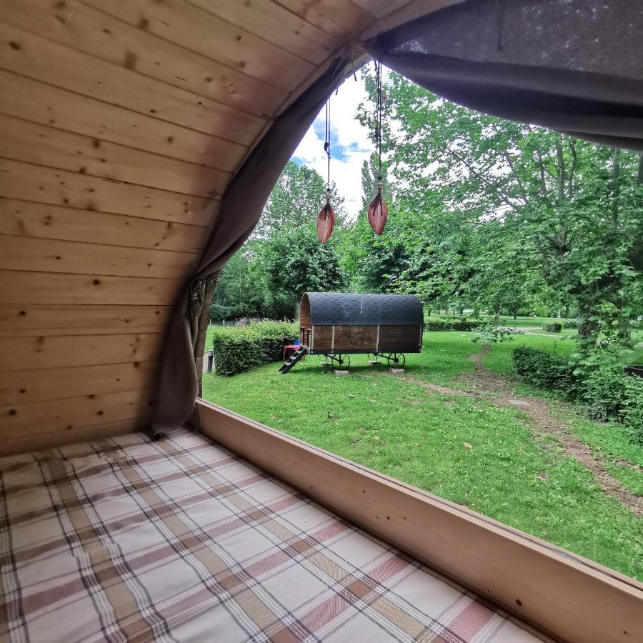 Camping De Thoissey *** Ngoại thất bức ảnh