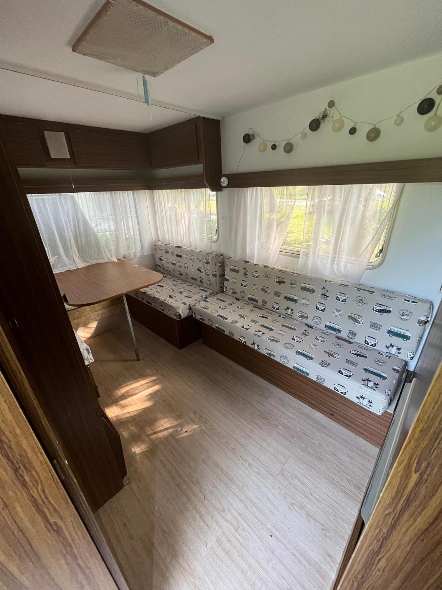 Camping De Thoissey *** Ngoại thất bức ảnh