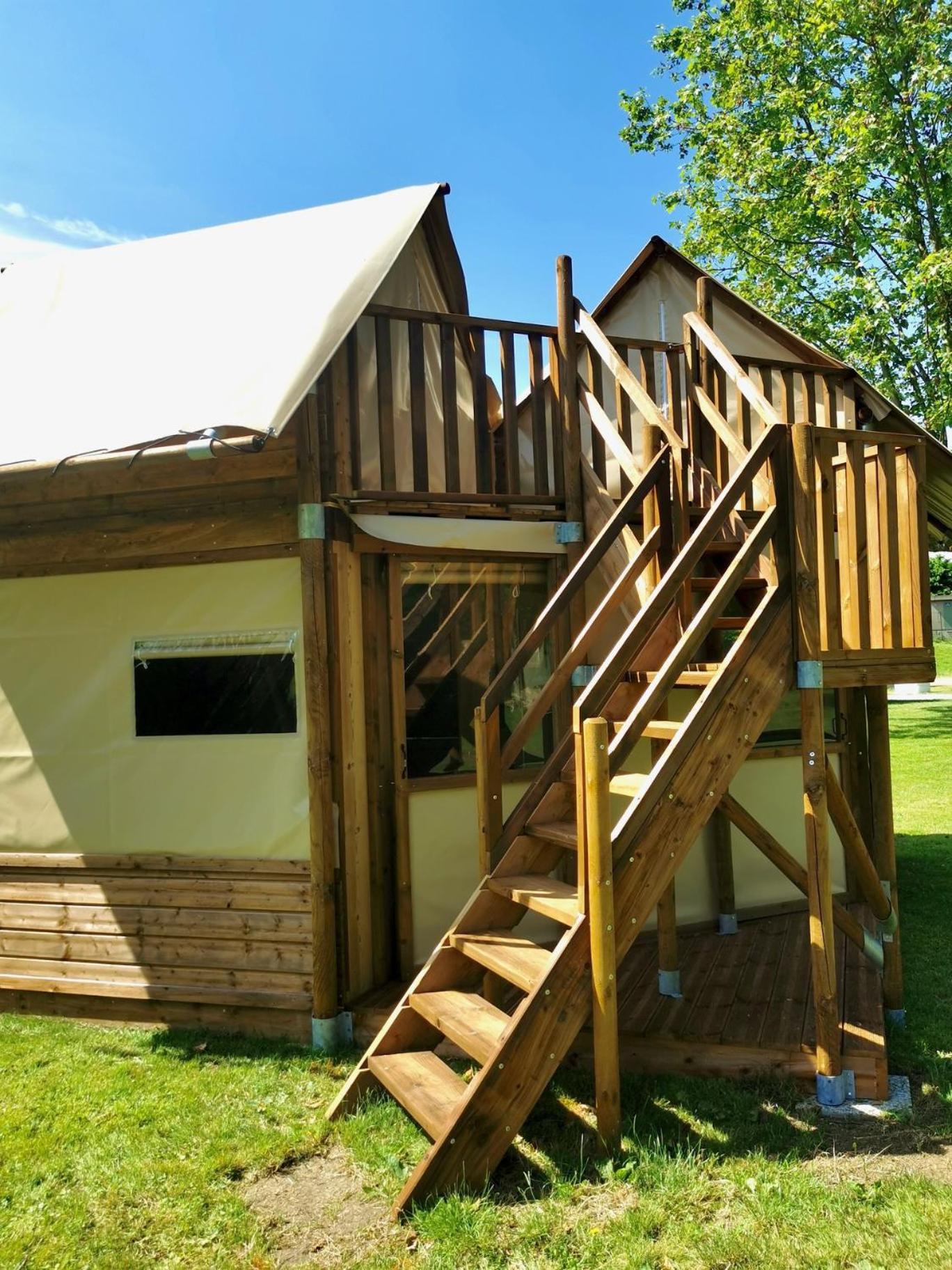 Camping De Thoissey *** Ngoại thất bức ảnh
