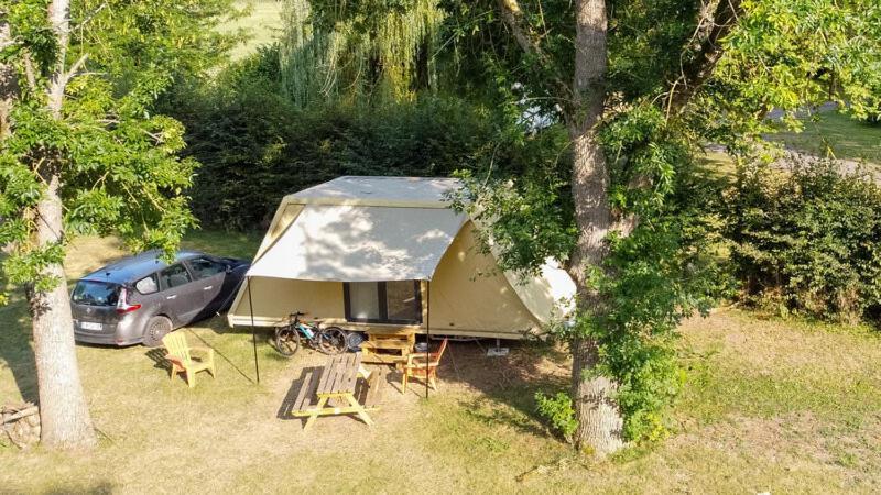 Camping De Thoissey *** Ngoại thất bức ảnh